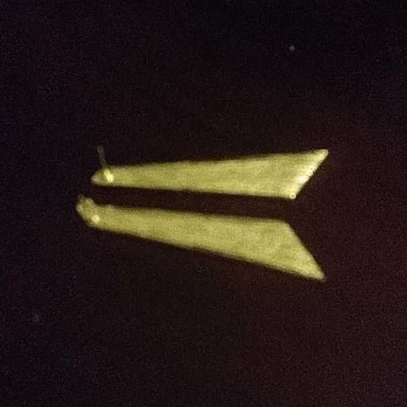 Women's Green Earrings - Picture 3 of 4